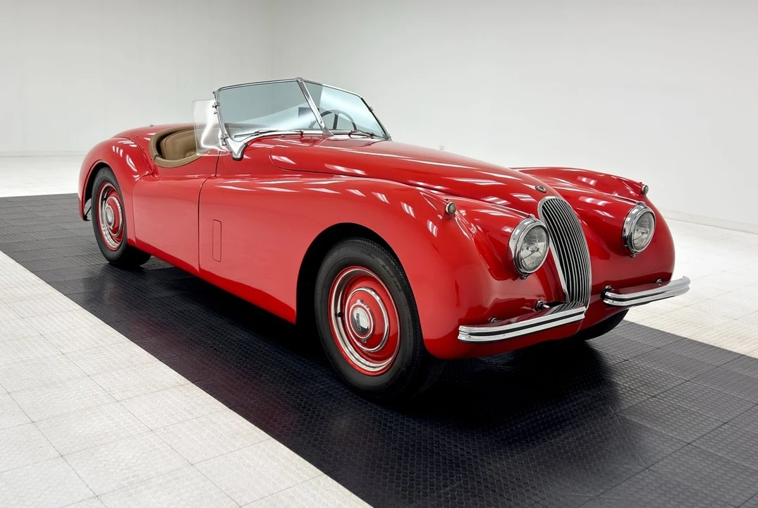 1954 Jaguar XK120 OTS Roadster - Image 12 of 31