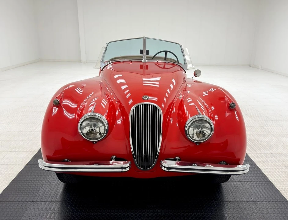 1954 Jaguar XK120 OTS Roadster - Image 13 of 31