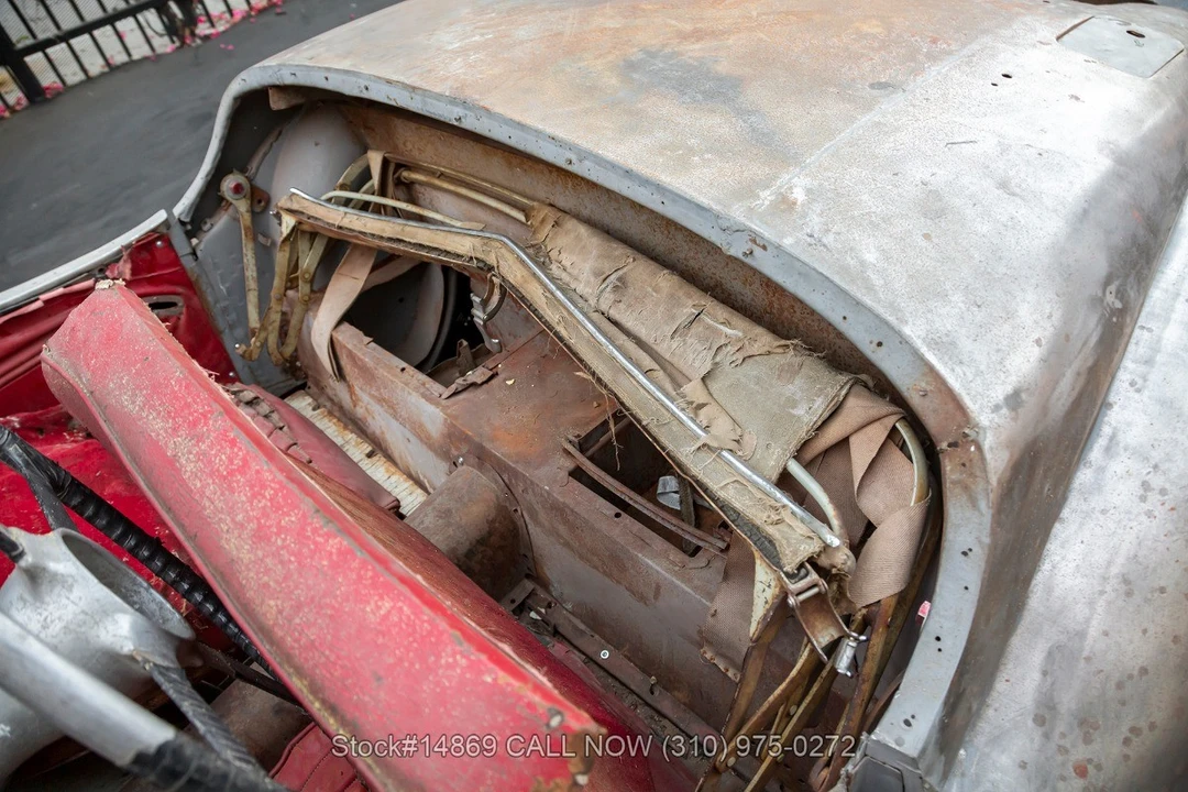 1954 Jaguar XK120 OTS Roadster - Image 17 of 31