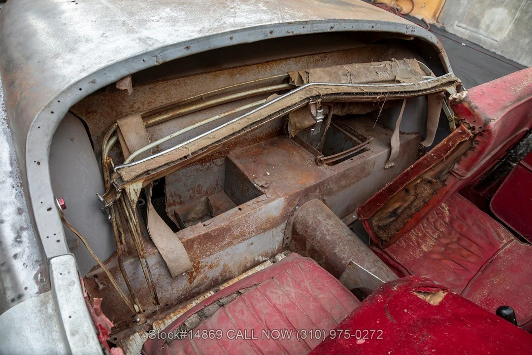 1954 Jaguar XK120 OTS Roadster - Image 22 of 31