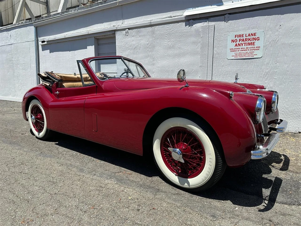 1954 Jaguar XK120 - Image 5 of 31