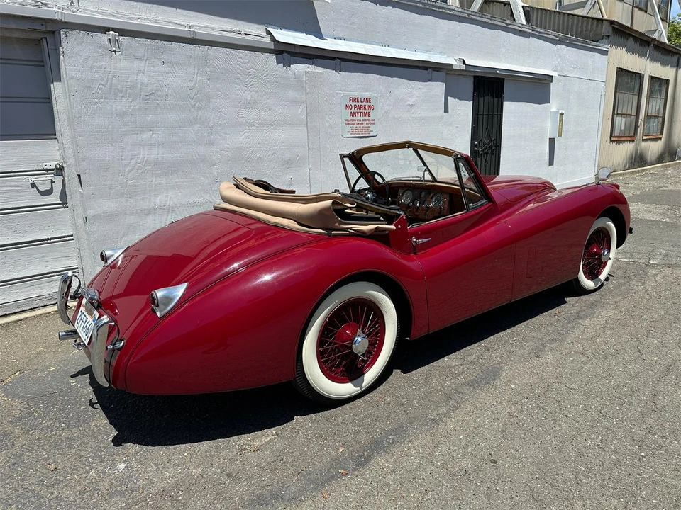 1954 Jaguar XK120 - Image 7 of 31
