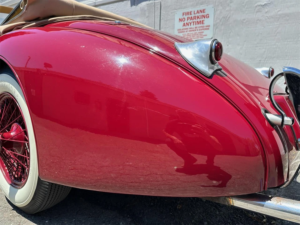 1954 Jaguar XK120 - Image 14 of 31