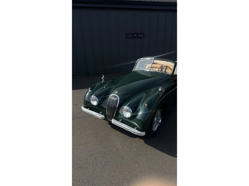 1954 Jaguar XK120 - Image 13 of 16
