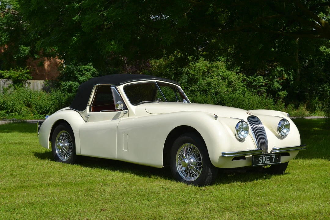 1954 Jaguar XK120 DHC Drophead - Image 9 of 13