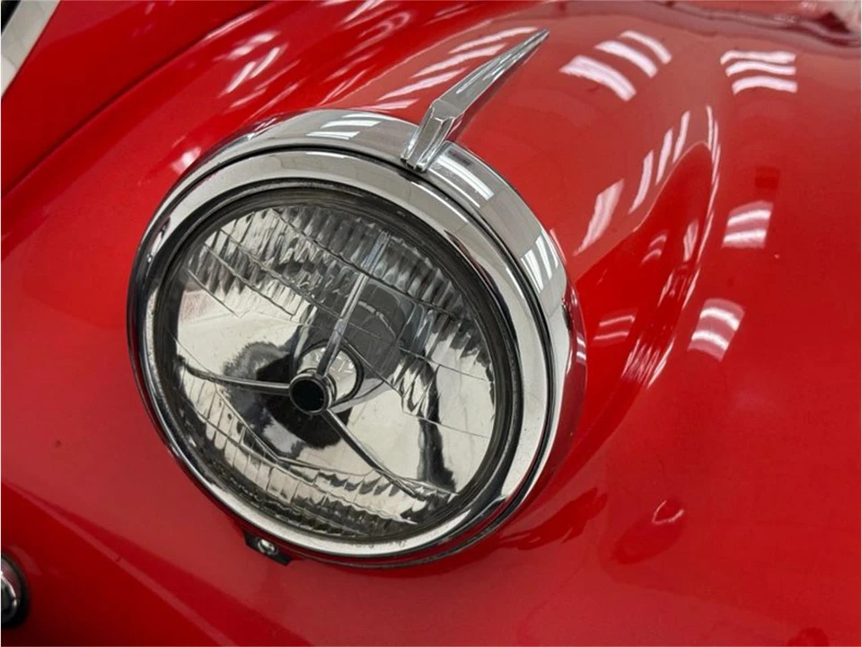 1954 Jaguar XK120 - Image 17 of 31