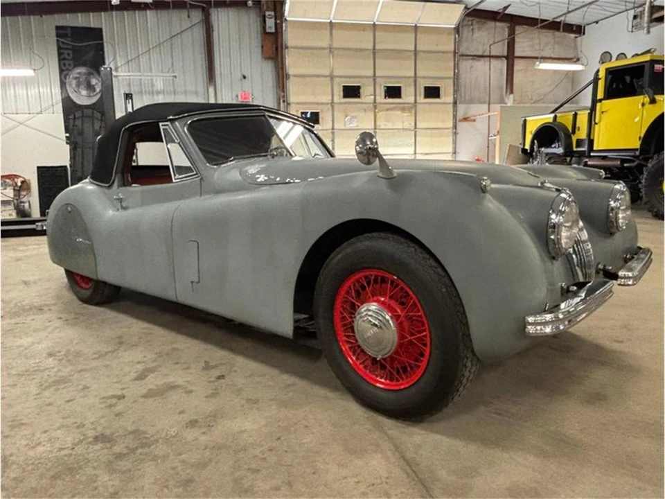 1954 Jaguar XK120 - Image 8 of 31