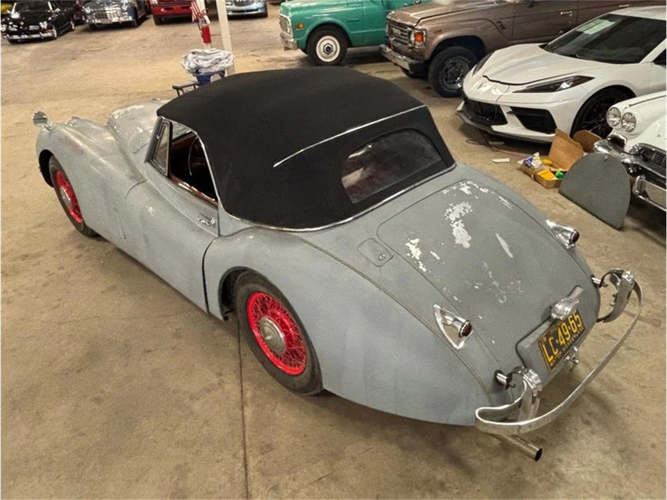 1954 Jaguar XK120 - Image 16 of 31