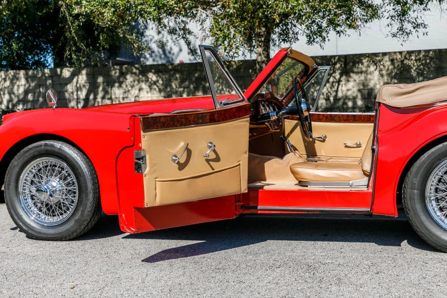 1954 Jaguar XK120 DHC Drophead - Image 29 of 31