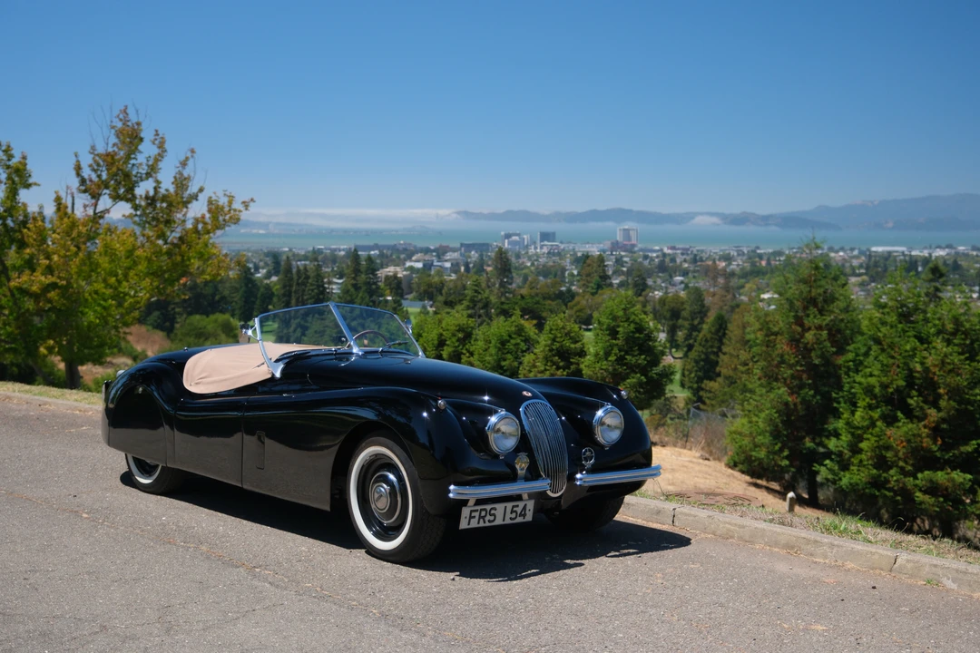 1954 Jaguar XK120 OTS Roadster - Image 9 of 31