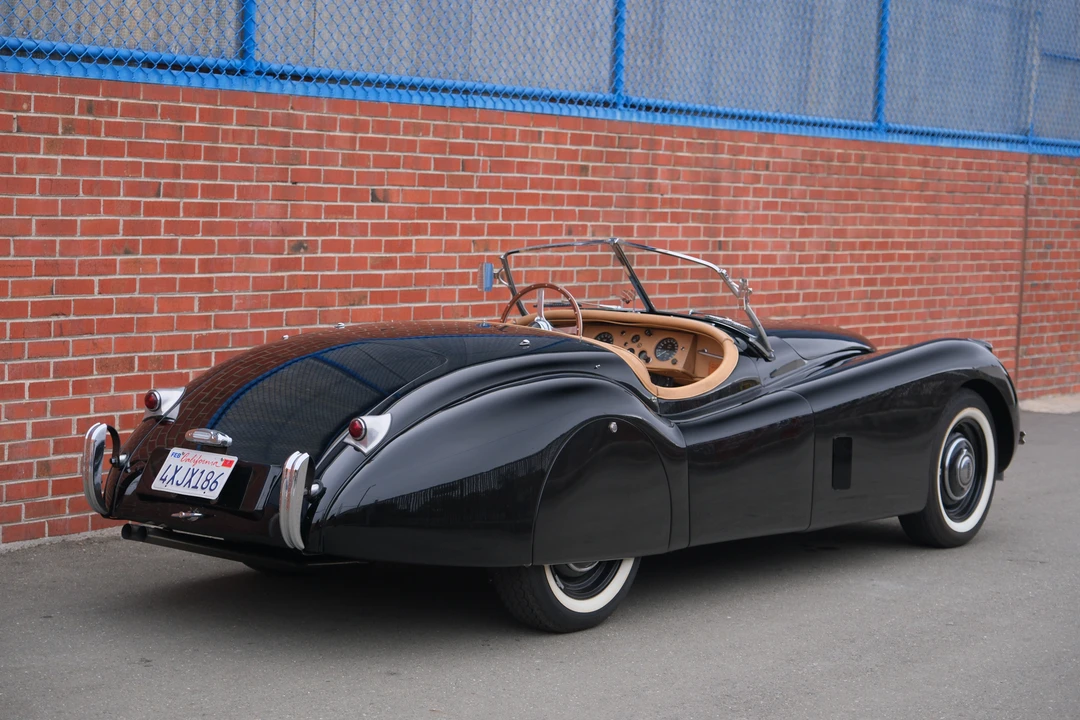 1954 Jaguar XK120 OTS Roadster - Image 19 of 31