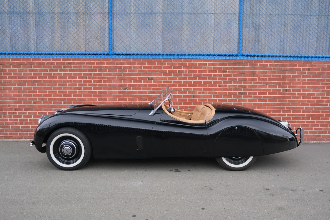 1954 Jaguar XK120 OTS Roadster - Image 14 of 31