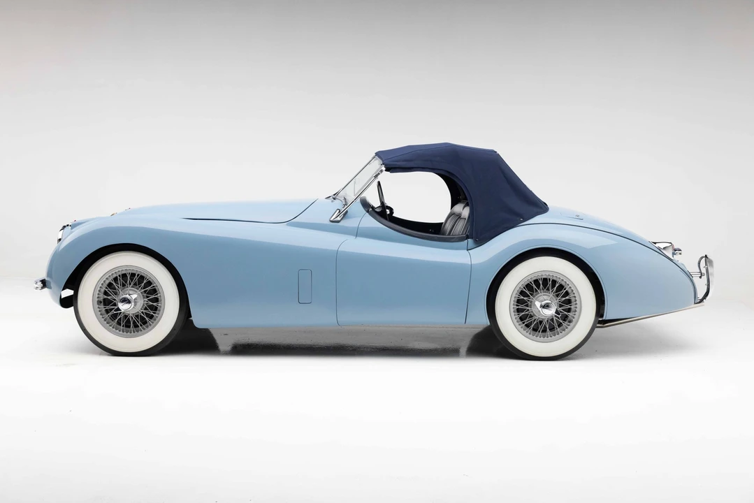 1954 Jaguar XK120 OTS Roadster - Image 19 of 31