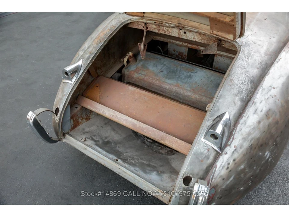 1954 Jaguar XK120 - Image 25 of 31