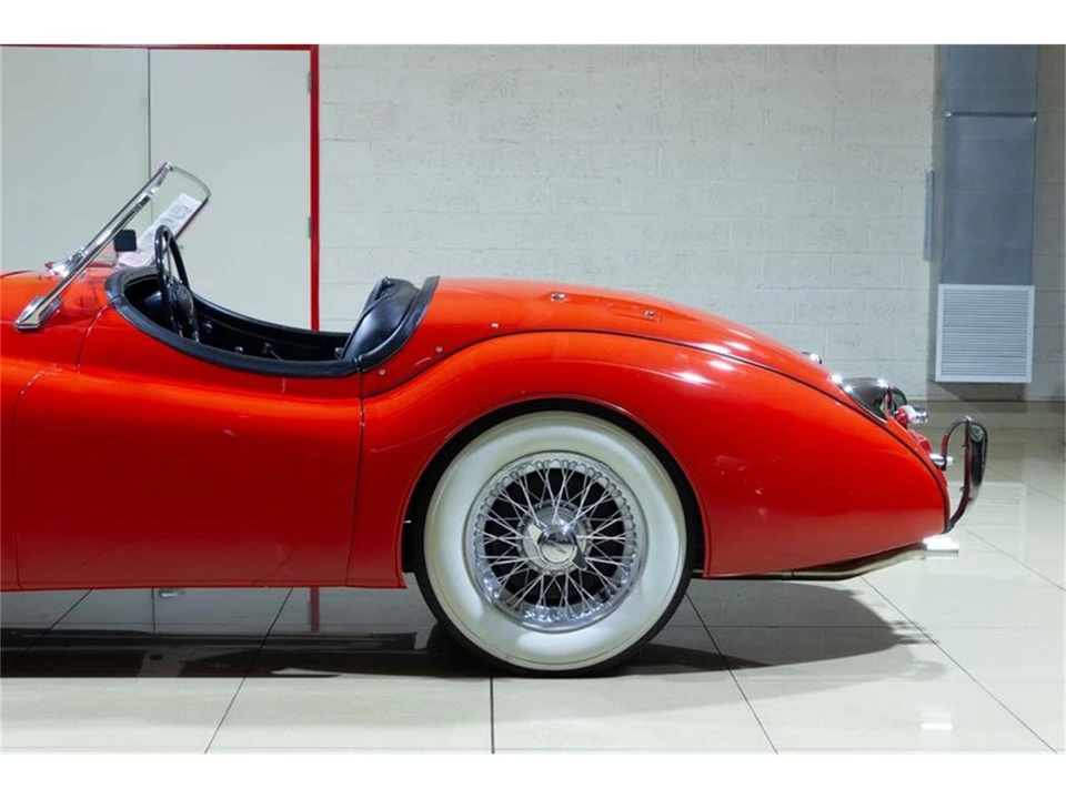 1954 Jaguar XK120 - Image 7 of 31