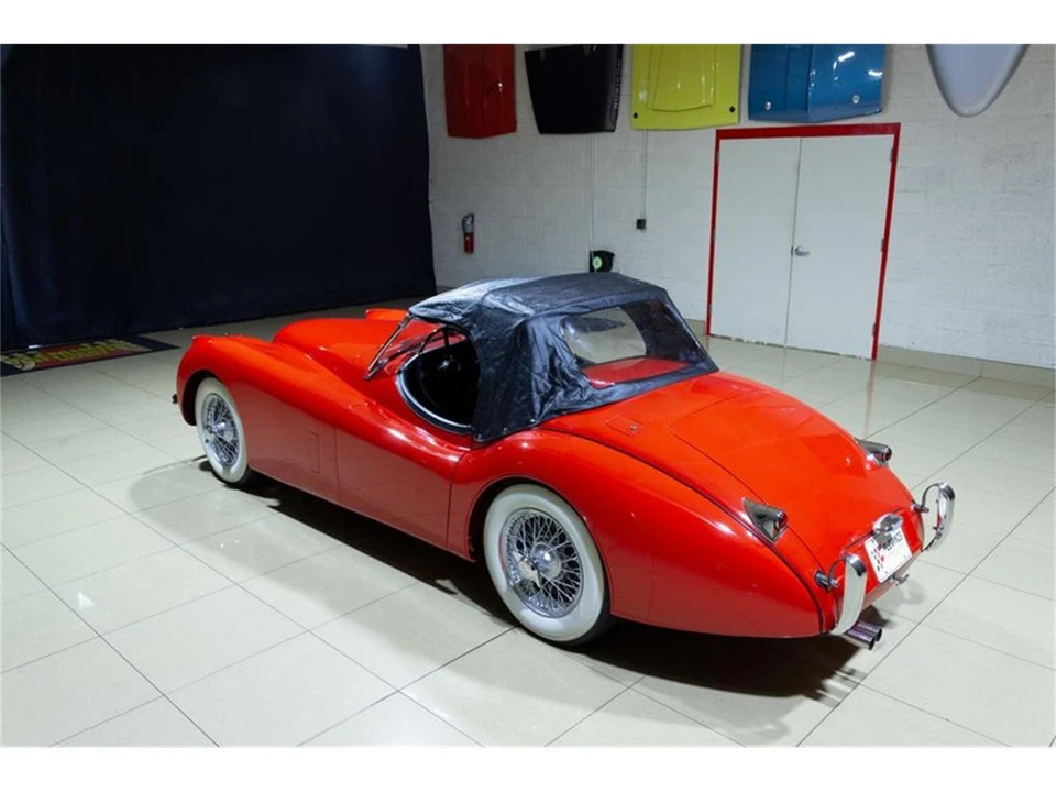 1954 Jaguar XK120 - Image 17 of 31