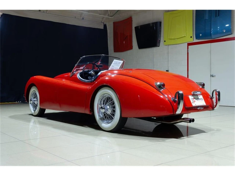 1954 Jaguar XK120 - Image 14 of 31