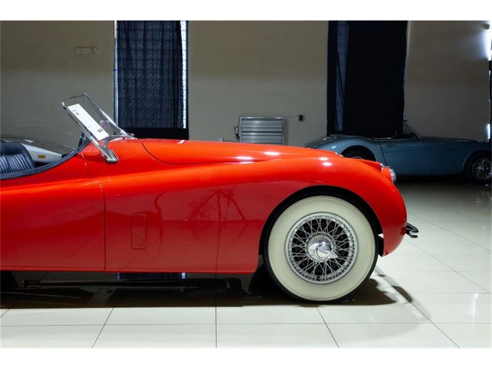 1954 Jaguar XK120 - Image 30 of 31