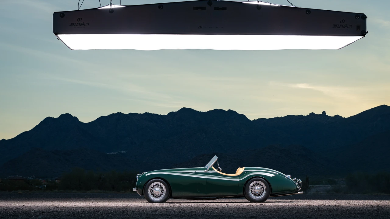 1954 Jaguar XK120 Special Equipment - Image 18 of 31