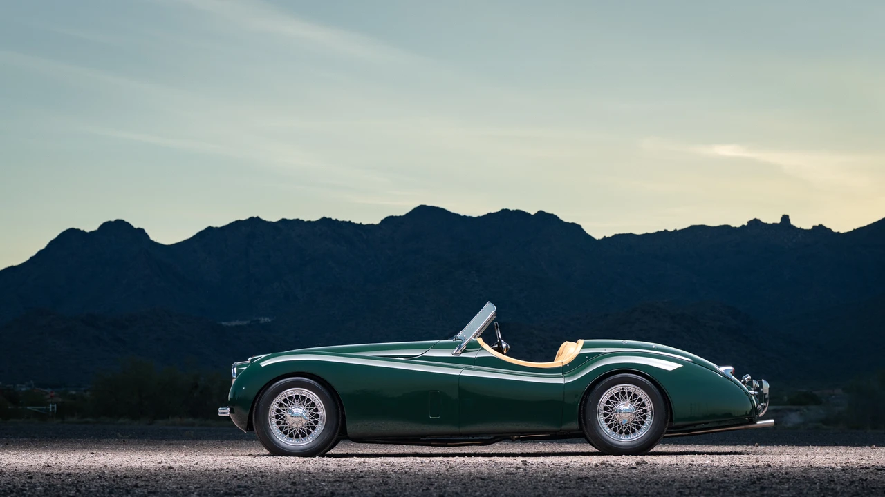 1954 Jaguar XK120 Special Equipment - Image 19 of 31