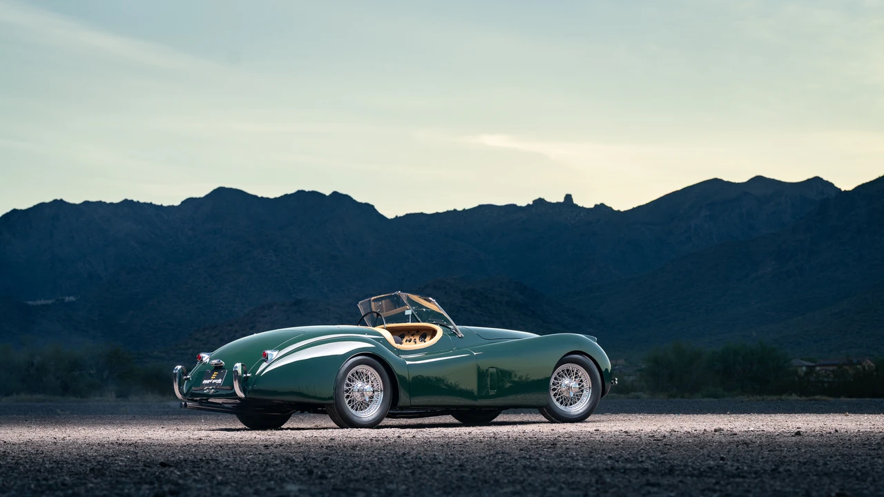 1954 Jaguar XK120 Special Equipment - Image 23 of 31