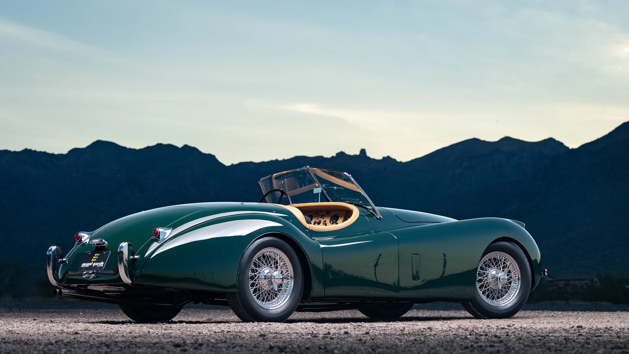 1954 Jaguar XK120 Special Equipment - Image 24 of 31