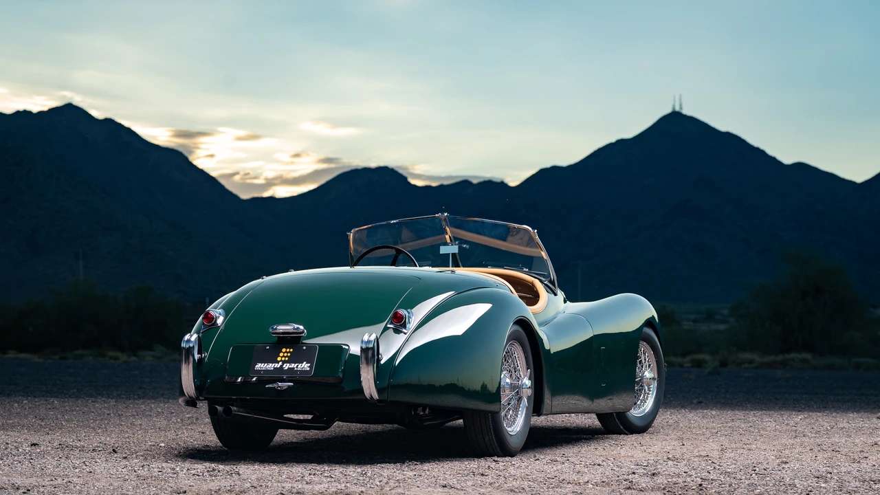 1954 Jaguar XK120 Special Equipment - Image 26 of 31