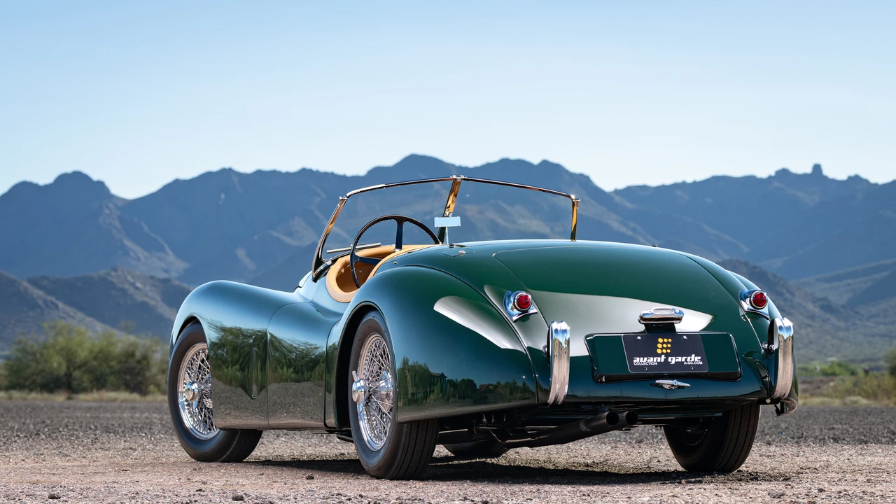 1954 Jaguar XK120 Special Equipment - Image 31 of 31