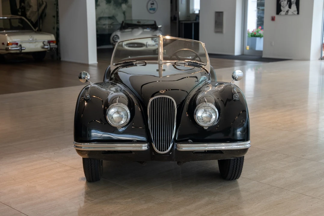 1954 Jaguar XK120 Special Equipment - Image 19 of 31