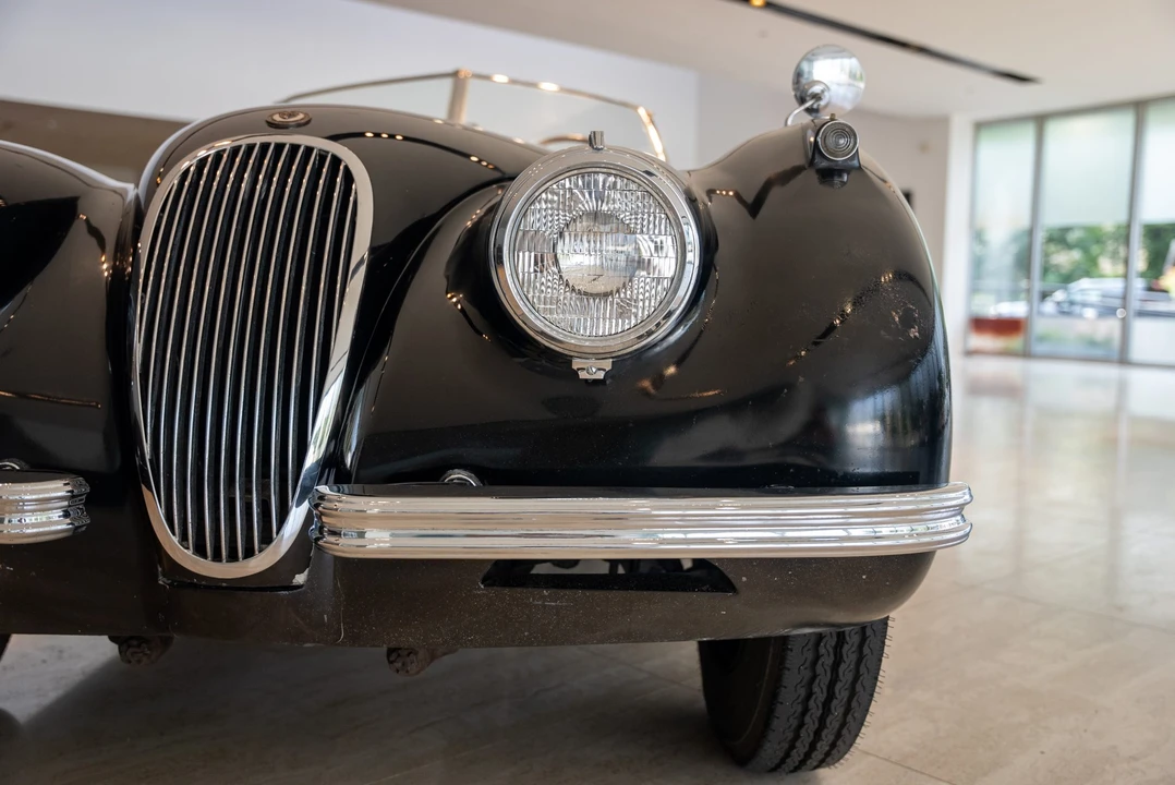 1954 Jaguar XK120 Special Equipment - Image 29 of 31