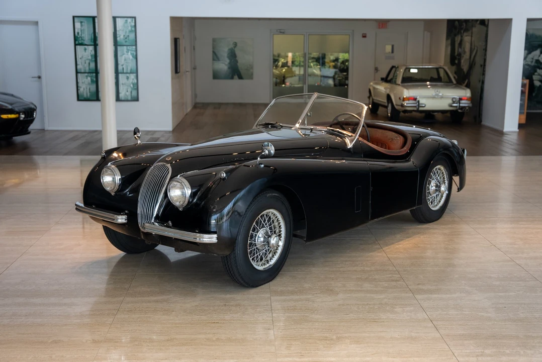 1954 Jaguar XK120 Special Equipment - Image 3 of 31