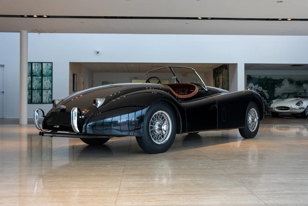 1954 Jaguar XK120 Special Equipment - Image 11 of 31