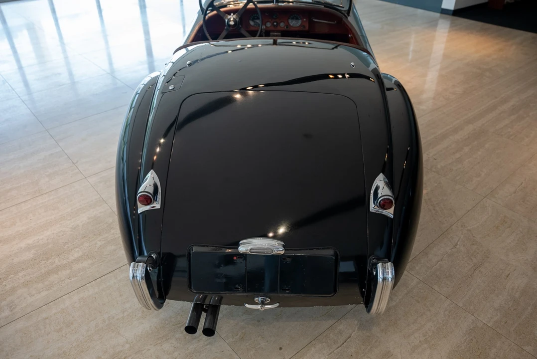 1954 Jaguar XK120 Special Equipment - Image 9 of 31