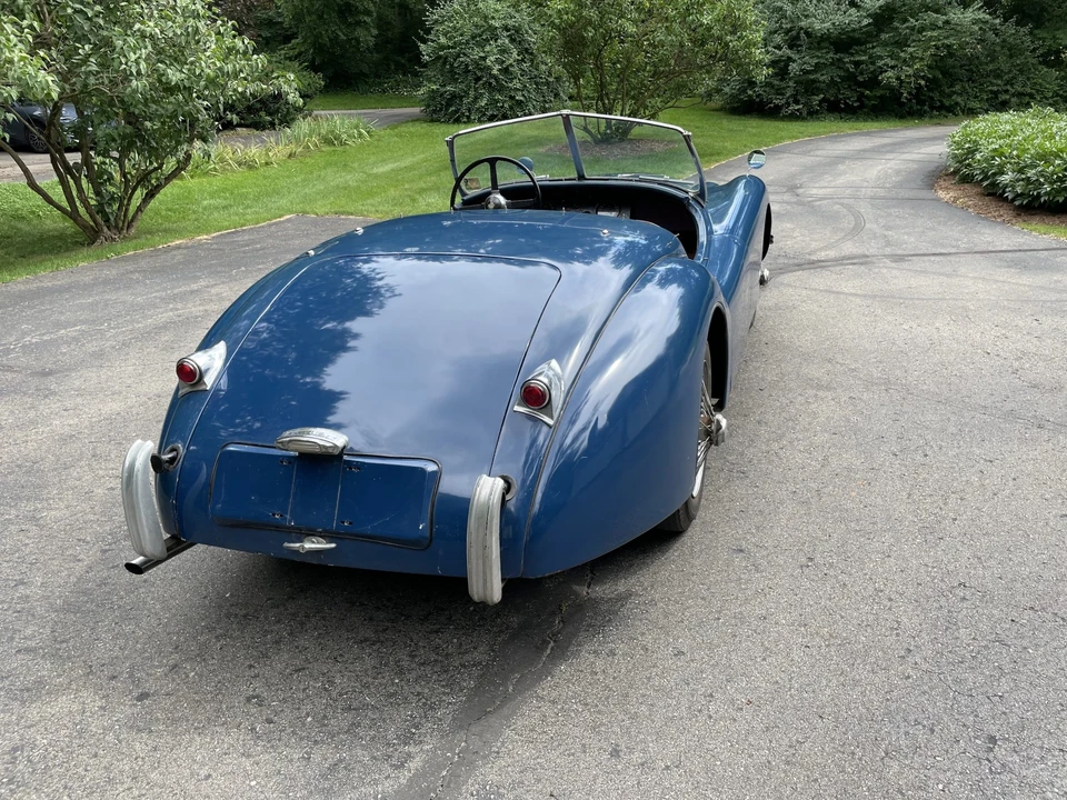 1954 Jaguar XK120 Special Equipment - Image 13 of 31