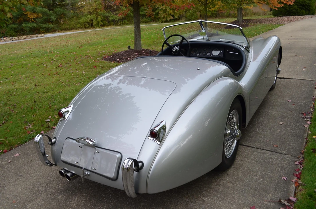 1954 Jaguar XK120 Special Equipment - Image 7 of 31