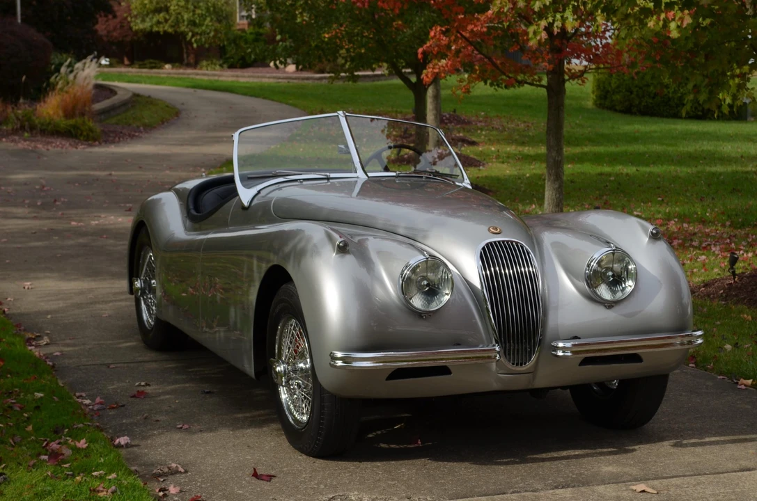 1954 Jaguar XK120 Special Equipment - Image 17 of 31