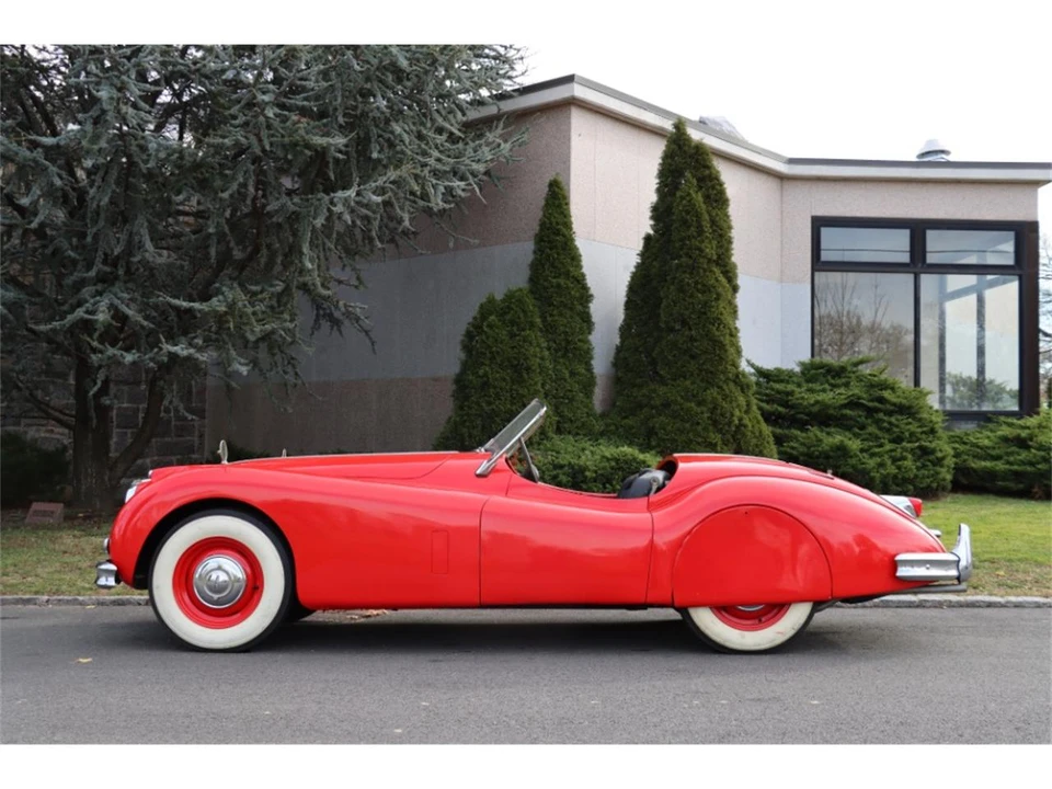 1954 Jaguar XK140 - Image 4 of 8