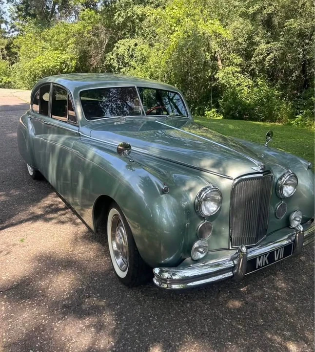 1954 Jaguar Mark VII & VIII & IX - Image 4 of 15