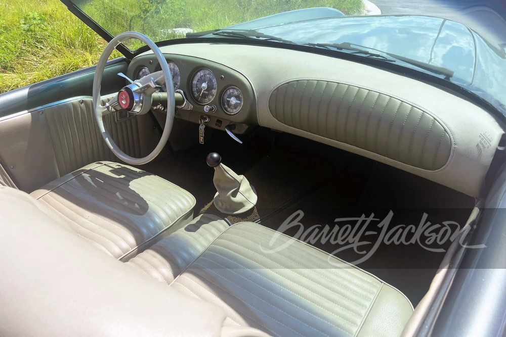 1954 Kaiser Darrin - Image 4 of 17