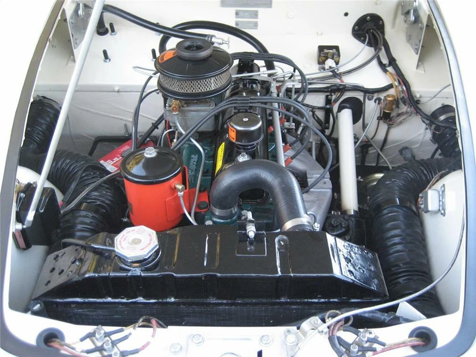 1954 Kaiser Darrin - Image 2 of 4