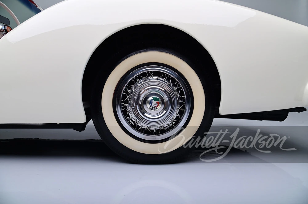 1954 Kaiser Darrin - Image 13 of 25