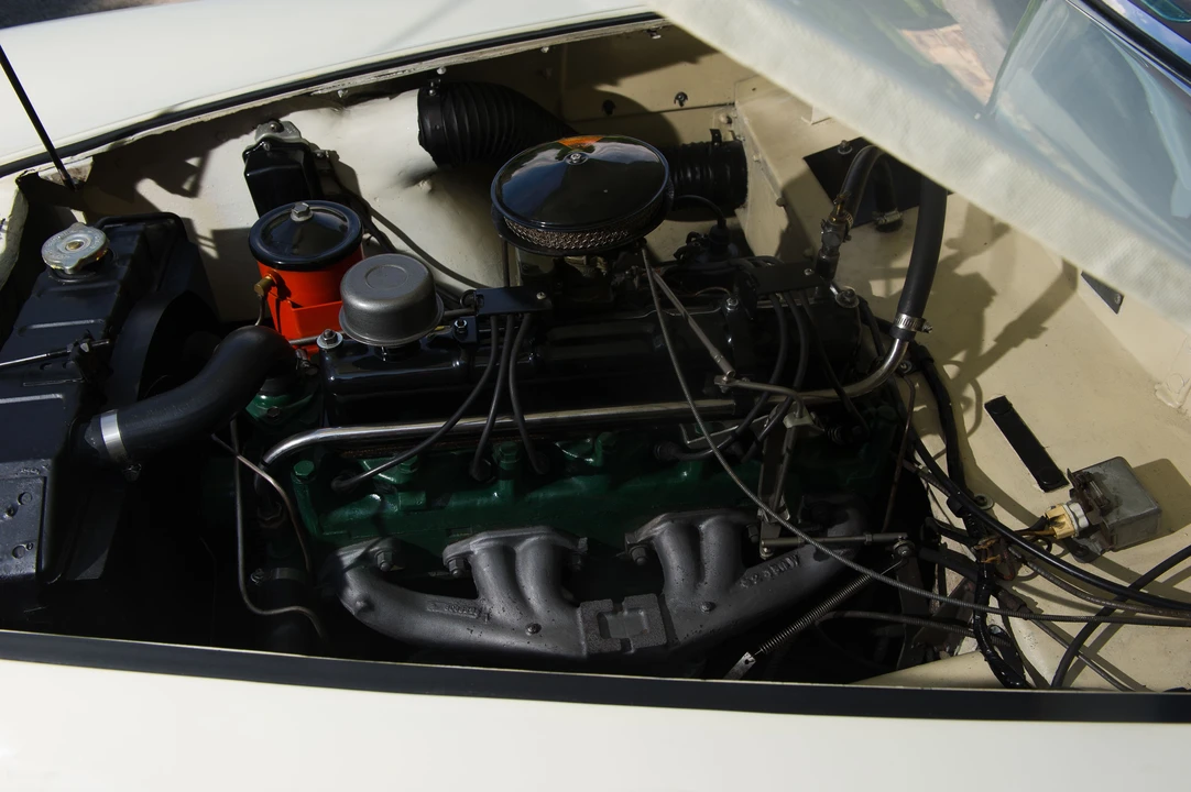 1954 Kaiser Darrin - Image 12 of 31