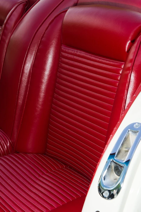 1954 Kaiser Darrin - Image 17 of 31