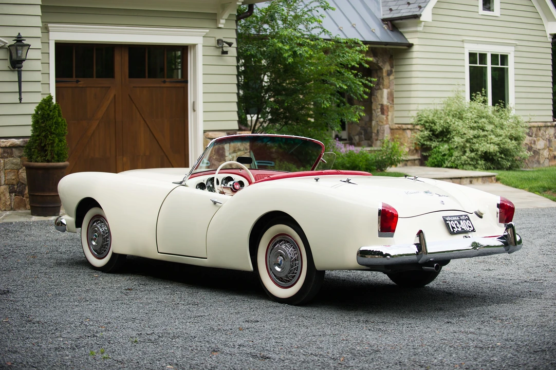 1954 Kaiser Darrin - Image 2 of 31