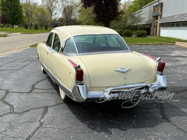 1954 Kaiser Darrin - Image 16 of 23