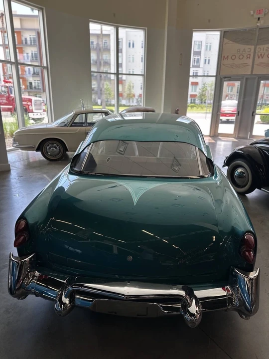 1954 Kaiser Darrin - Image 4 of 21