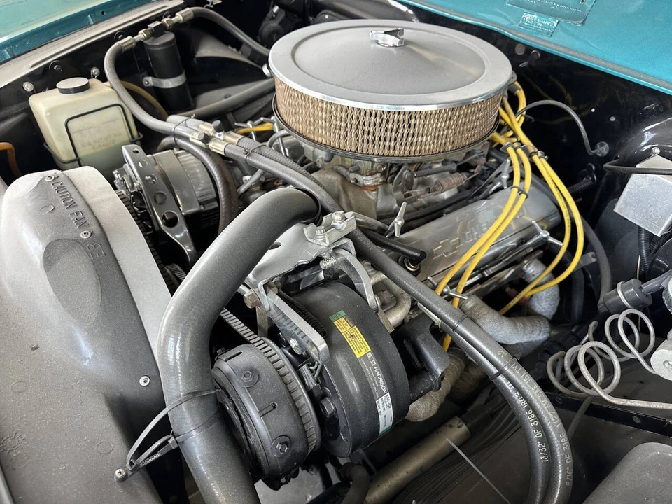 1954 Kaiser Darrin - Image 13 of 21