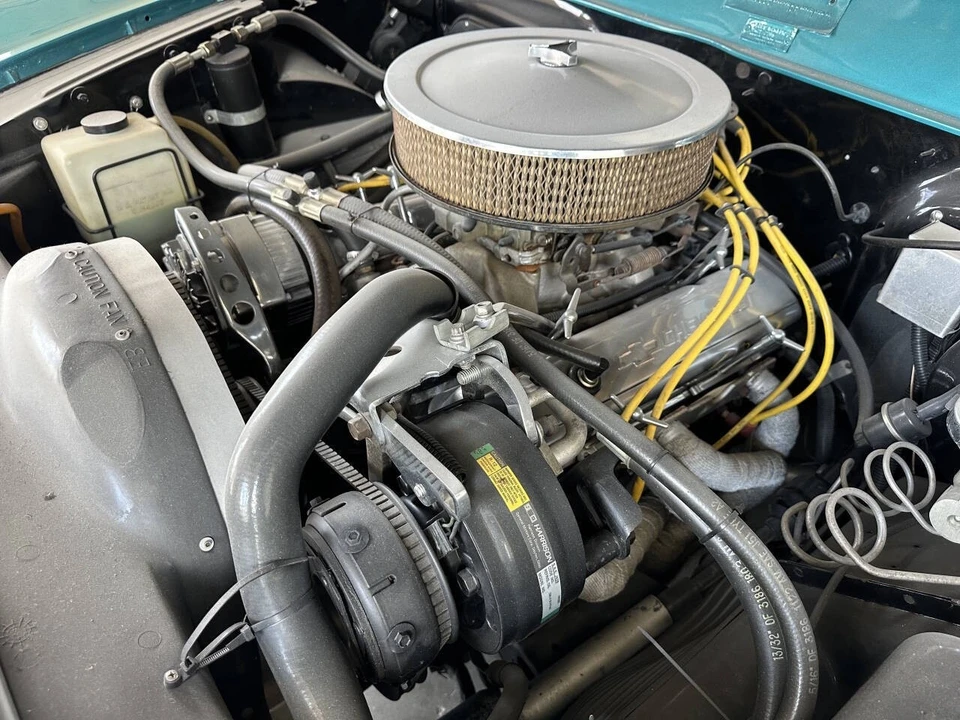 1954 Kaiser Darrin - Image 13 of 21