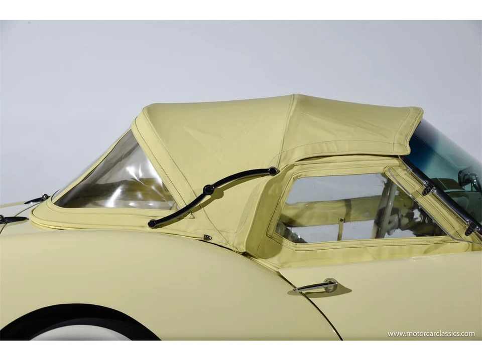 1954 Kaiser Darrin - Image 20 of 31