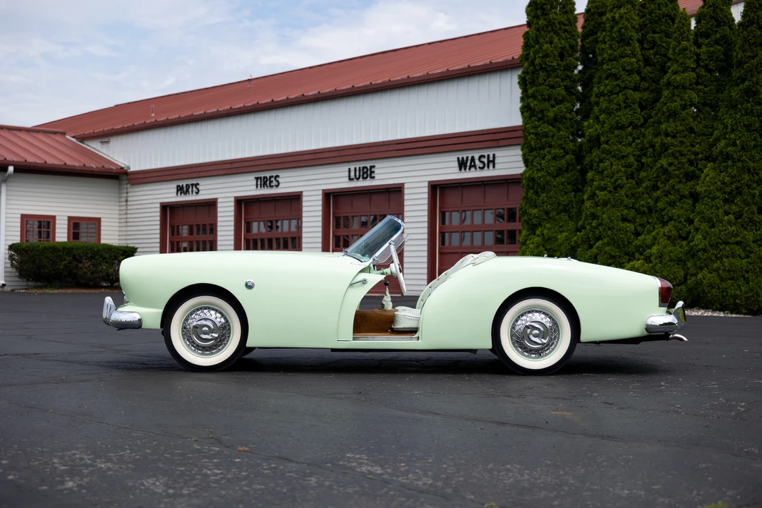 1954 Kaiser Darrin - Image 8 of 31